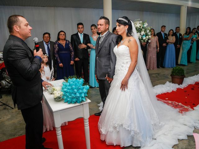 O casamento de Mauro e Ereni em São José dos Pinhais, Paraná 16
