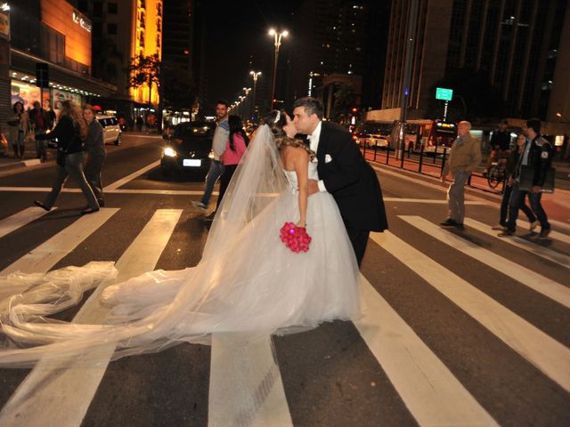 O casamento de Danilo e Luciana em São Paulo 22