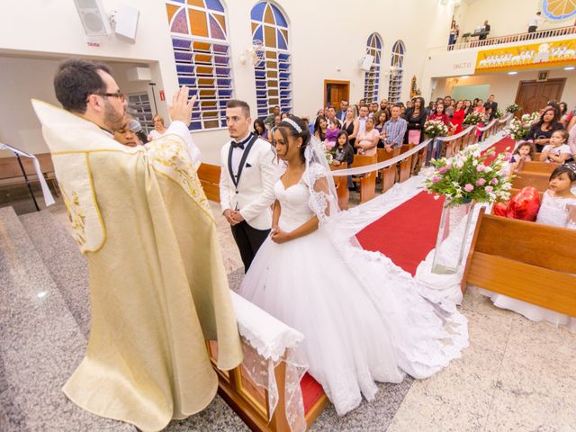 O casamento de Emerson e Manuela em Carapicuíba, São Paulo Estado 25