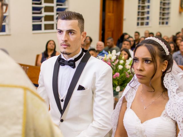 O casamento de Emerson e Manuela em Carapicuíba, São Paulo Estado 28