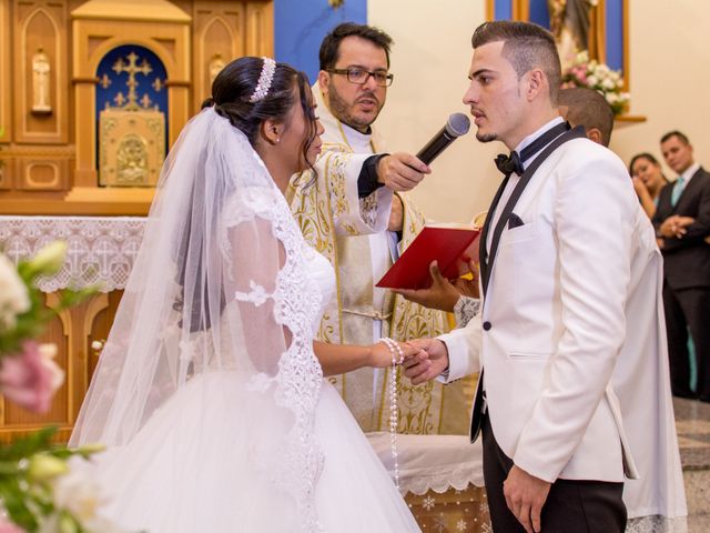 O casamento de Emerson e Manuela em Carapicuíba, São Paulo Estado 29