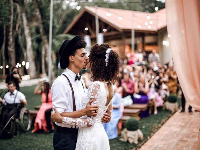 O casamento de Paulo Cristiano e Amanda em Curitiba, Paraná 70