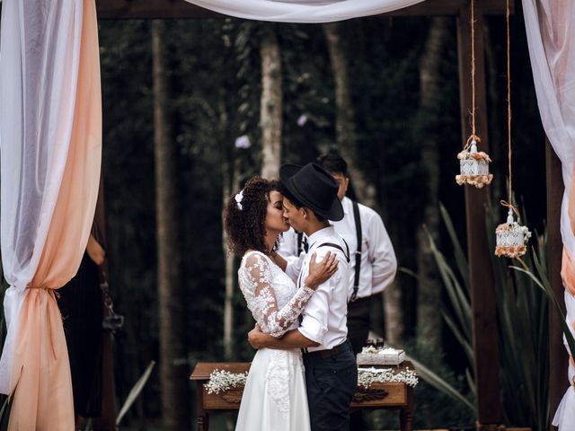 O casamento de Paulo Cristiano e Amanda em Curitiba, Paraná 71