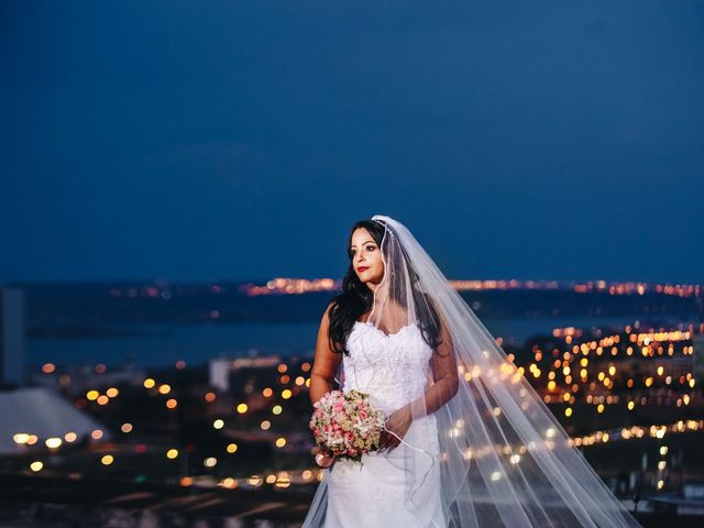 O casamento de Cacau e Monica em Brasília, Distrito Federal 36