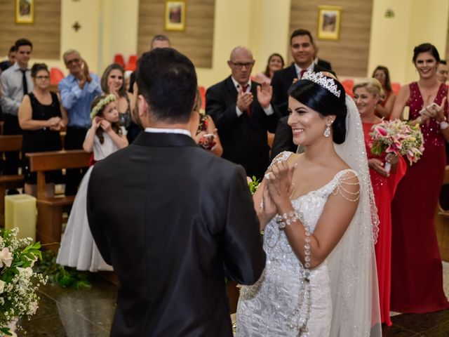 O casamento de Sérgio e Viviane em Cascavel, Paraná 38