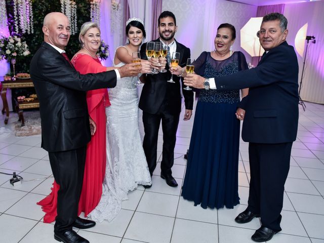 O casamento de Sérgio e Viviane em Cascavel, Paraná 53