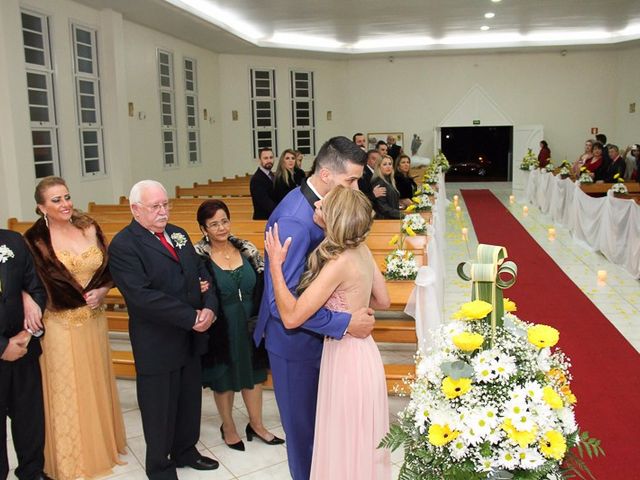 O casamento de Joelson e Cleci em Caxias do Sul, Rio Grande do Sul 12