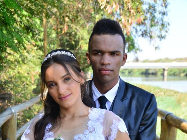 O casamento de Marcos Antônio  e Keliane em São Félix do Coribe, Bahia 3