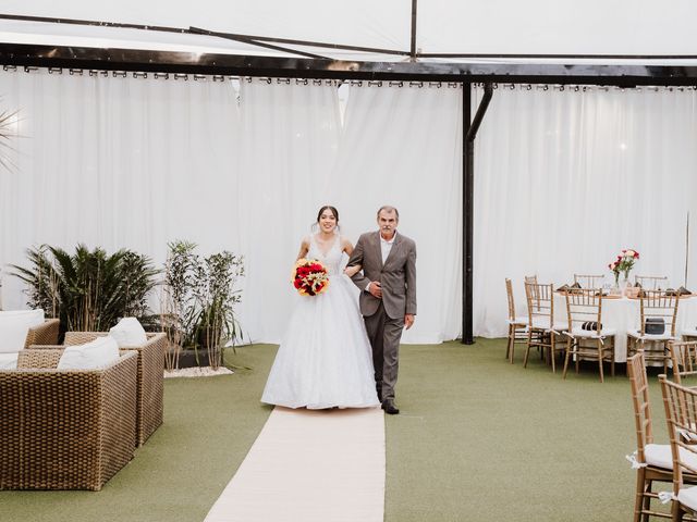 O casamento de Douglas e Bárbara em Itapecerica da Serra, São Paulo 15