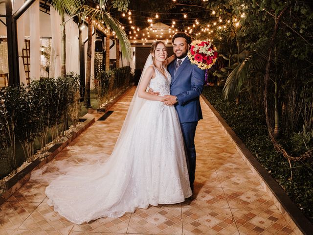 O casamento de Douglas e Bárbara em Itapecerica da Serra, São Paulo 37