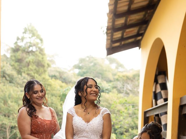 O casamento de Lincon e Emily em Cotia, São Paulo Estado 8
