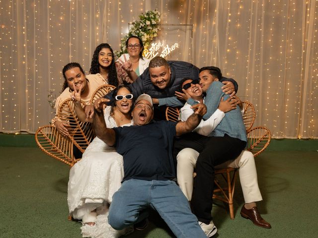 O casamento de Lincon e Emily em Cotia, São Paulo Estado 14