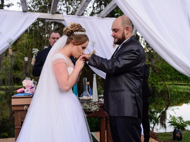 O casamento de Cesar e Tauane em Curitiba, Paraná 33