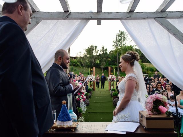 O casamento de Cesar e Tauane em Curitiba, Paraná 40