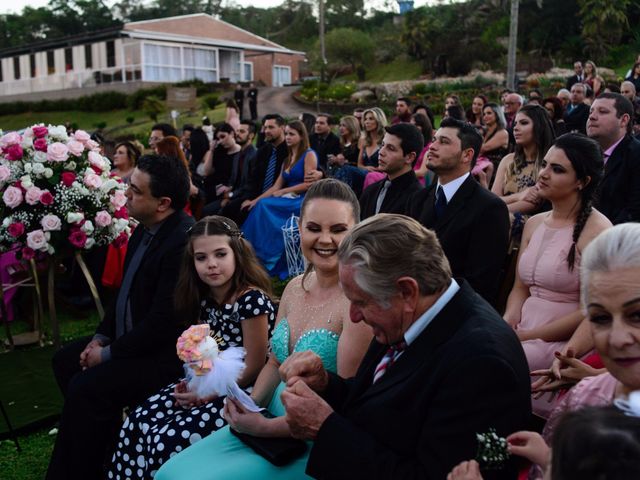 O casamento de Cesar e Tauane em Curitiba, Paraná 49