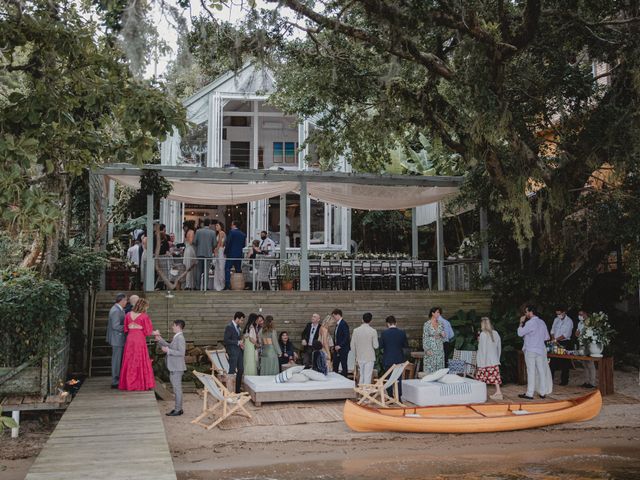 O casamento de Leandro e Cynthia em Florianópolis, Santa Catarina 30