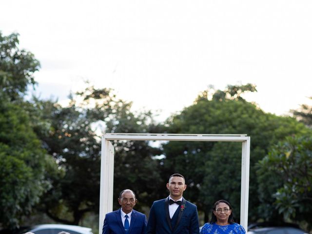 O casamento de Miqueias Moreira da Silva e Érica da Silva Cirqueira em Uberlândia, Minas Gerais 11