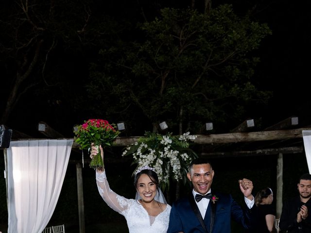 O casamento de Miqueias Moreira da Silva e Érica da Silva Cirqueira em Uberlândia, Minas Gerais 22