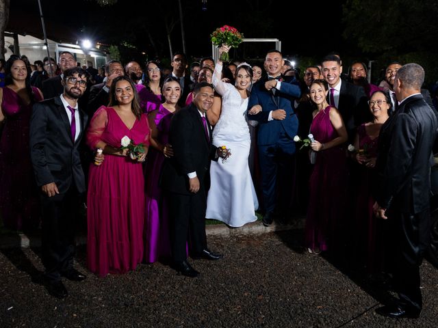 O casamento de Miqueias Moreira da Silva e Érica da Silva Cirqueira em Uberlândia, Minas Gerais 25