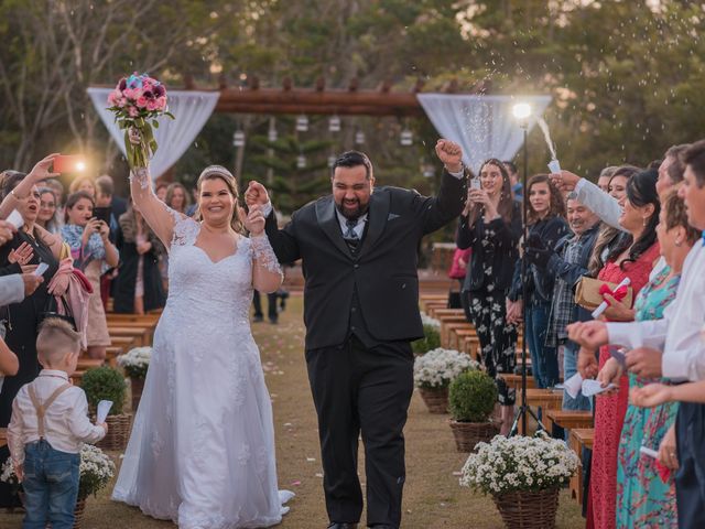 O casamento de Fabio e Larissa  em São Carlos, São Paulo Estado 69