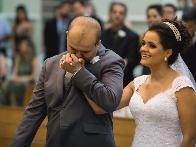 O casamento de Rodrigo e Bárbara em Caetanópolis, Minas Gerais 26