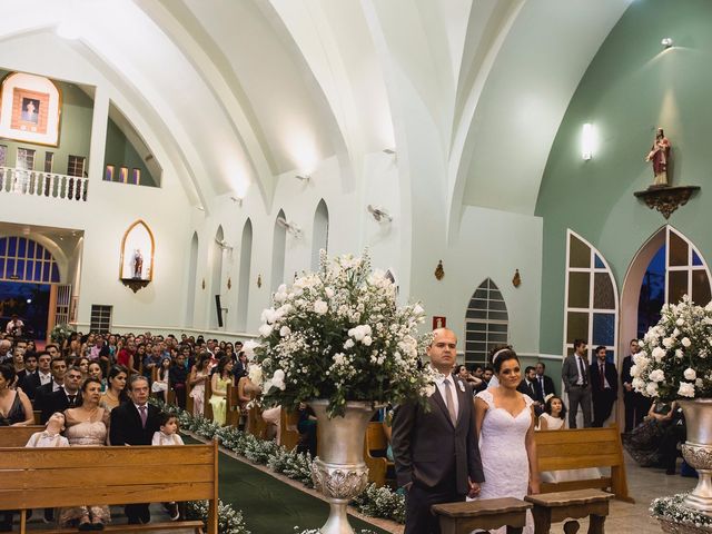 O casamento de Rodrigo e Bárbara em Caetanópolis, Minas Gerais 28