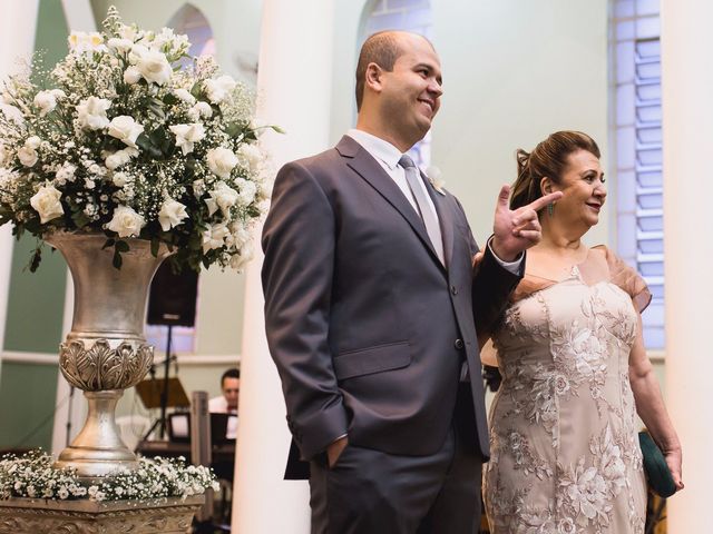 O casamento de Rodrigo e Bárbara em Caetanópolis, Minas Gerais 34