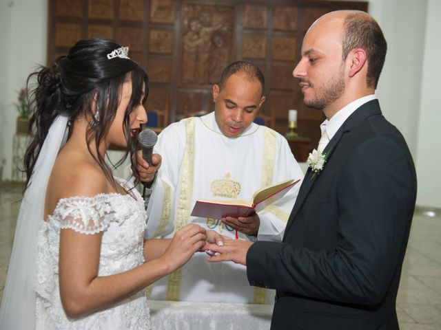 O casamento de Diego e Alana em Betim, Minas Gerais 28