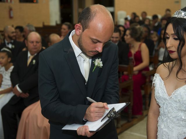 O casamento de Diego e Alana em Betim, Minas Gerais 31