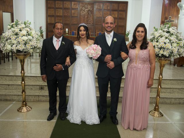 O casamento de Diego e Alana em Betim, Minas Gerais 37