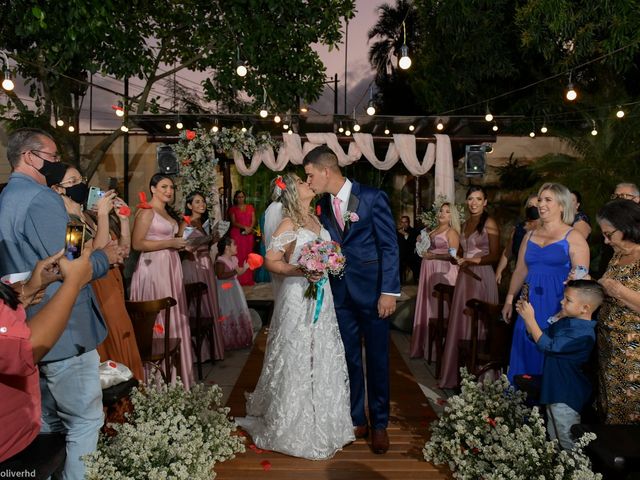 O casamento de Vinicius  e Estefani em Queimados, Rio de Janeiro 15