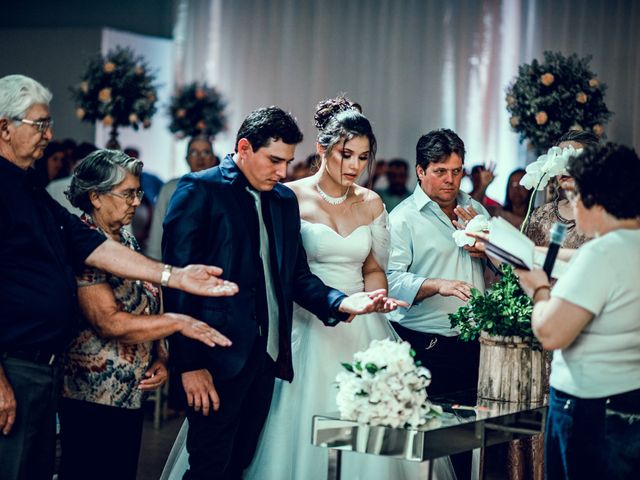 O casamento de Edmundo e Valeska em Serranópolis, Goiás 44