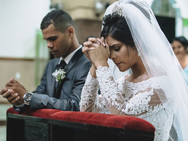 O casamento de Leonan e Damila em Timóteo, Minas Gerais 37