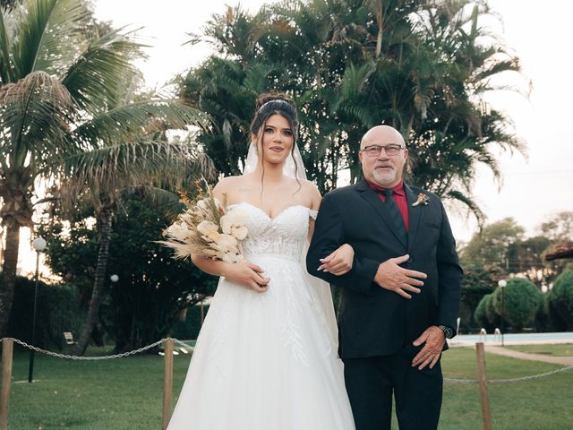 O casamento de Fernando e Andrezza em Contagem, Minas Gerais 23