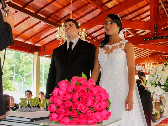 O casamento de Douglas e Simone em Itapecerica da Serra, São Paulo 20