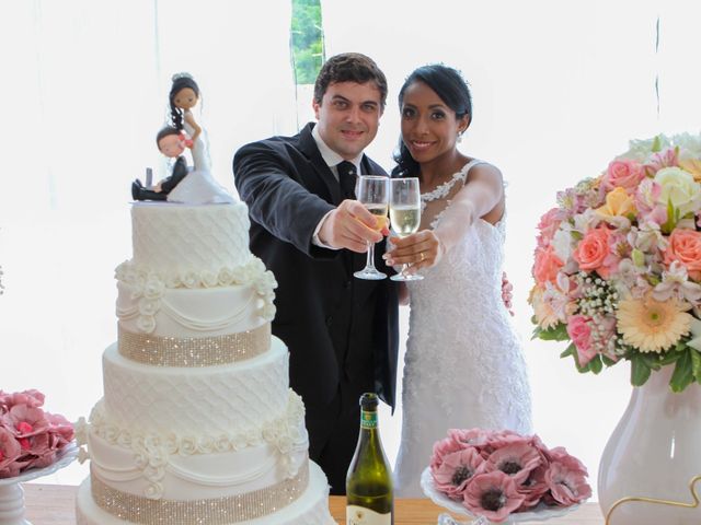 O casamento de Douglas e Simone em Itapecerica da Serra, São Paulo 37