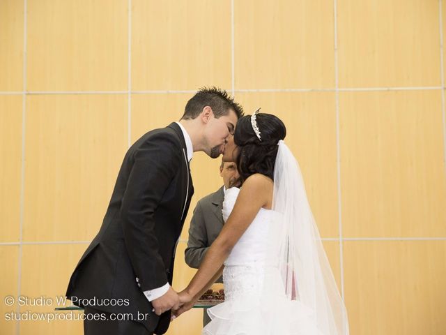 O casamento de Douglas e Regiane em Ribeirão das Neves, Minas Gerais 37