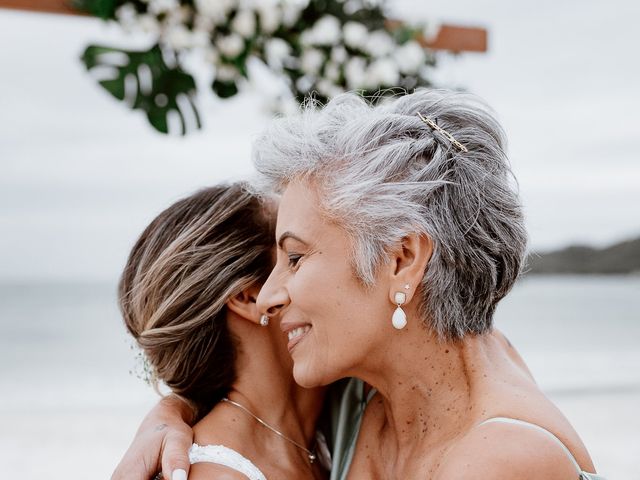 O casamento de Jean e Renata em Bombinhas, Santa Catarina 80