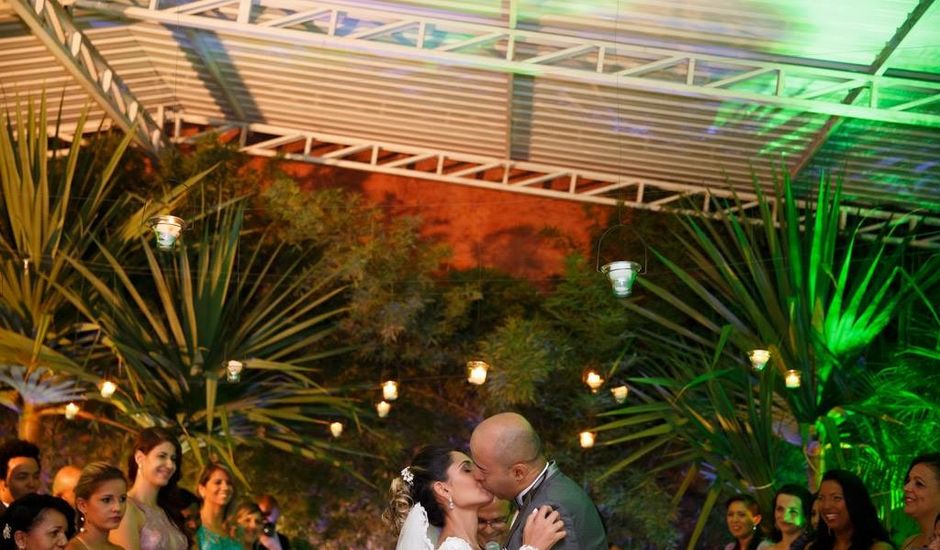 O casamento de Leandro  e Fernanda  em Osasco, São Paulo