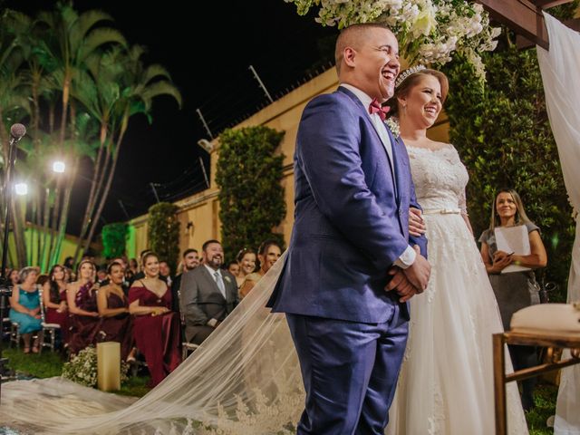 O casamento de Willer e Lívia em Belo Horizonte, Minas Gerais 35