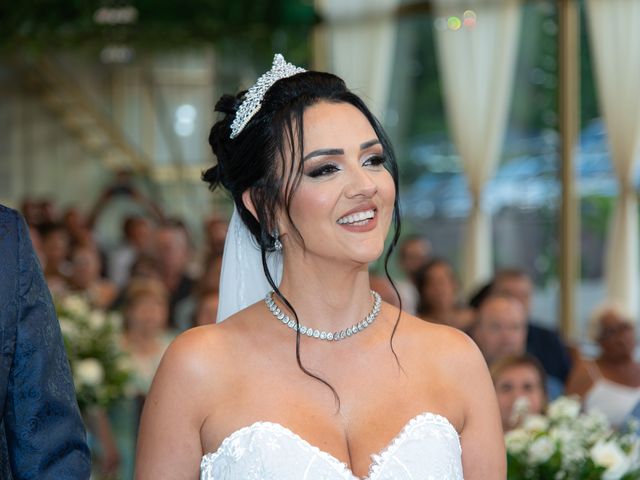 O casamento de Ari e Fabiana em Mairiporã, São Paulo Estado 22