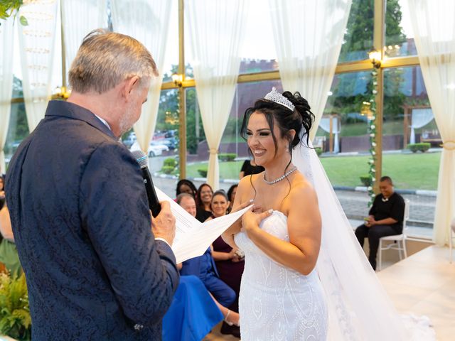 O casamento de Ari e Fabiana em Mairiporã, São Paulo Estado 32