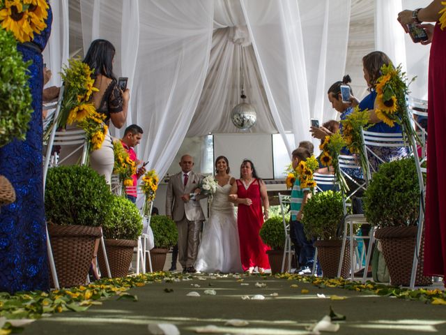 O casamento de Matheus e Margarelli em Araçariguama, São Paulo Estado 9