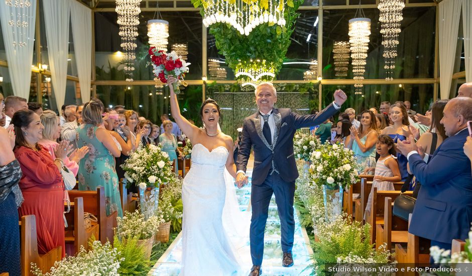 O casamento de Ari e Fabiana em Mairiporã, São Paulo Estado