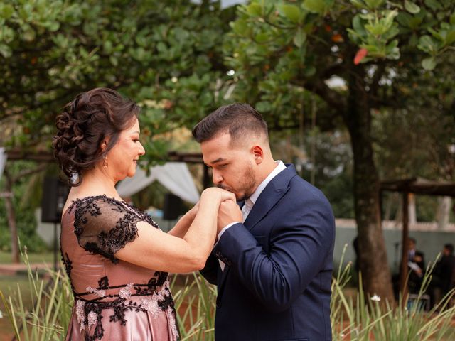 O casamento de Marlon e Camila em Valinhos, São Paulo Estado 47