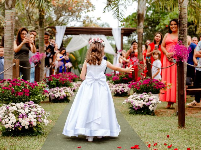 O casamento de Marlon e Camila em Valinhos, São Paulo Estado 68