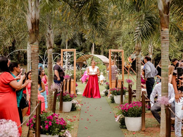 O casamento de Marlon e Camila em Valinhos, São Paulo Estado 99