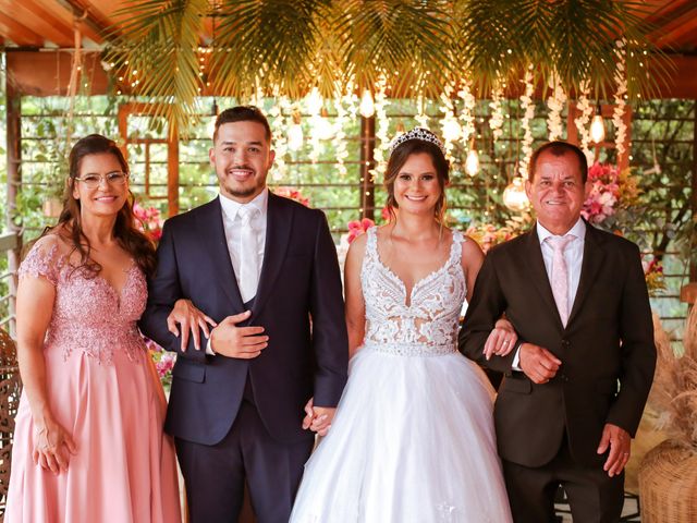 O casamento de Marlon e Camila em Valinhos, São Paulo Estado 143