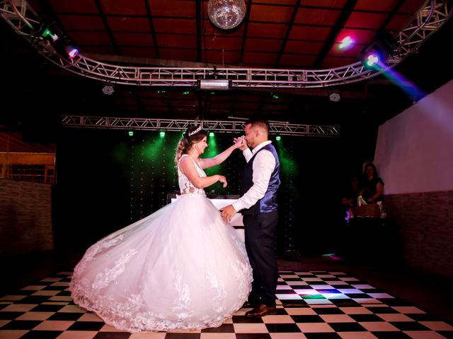 O casamento de Marlon e Camila em Valinhos, São Paulo Estado 157