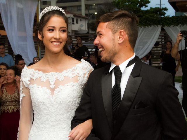 O casamento de Augusto e Samanta em Bombinhas, Santa Catarina 14